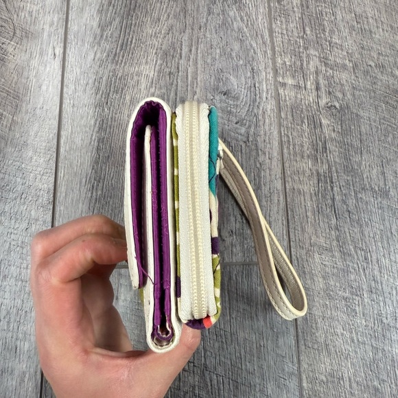 Vera Bradley Cream/Plum Anniversary Wristlet Wallet - Picture 6 of 11